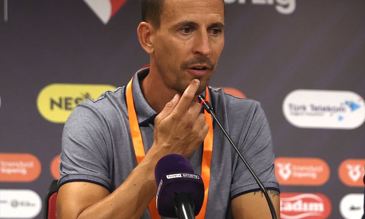 Alanyaspor'da Pereira: 2 puan kaybettik - Son Dakika Haberleri: Gelişmeler Takip Ediliyor