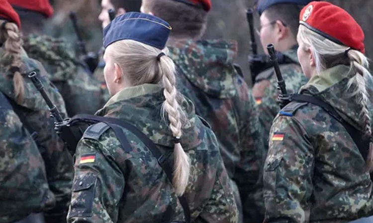 Alman ordusunda pes dedirten olay! Cinsel ilişki yarışması düzenlediler