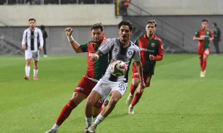 Ayrıntılar Netleşti: Altay'da ihtar çeken iki oyuncu yuvada kaldı - Son Dakika