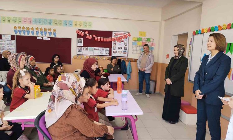 Altıntaş’ta Uyum Haftası heyecanı: Minik öğrenciler okula ilk adımı attı - Son Dakika Bilgileri