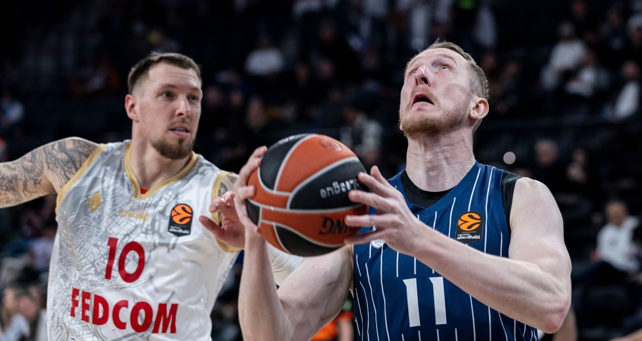 Anadolu Efes'te Letonyalı oyuncu ile yollar ayrıldı - Son Dakika Haberleri - Son Dakika Bilgileri