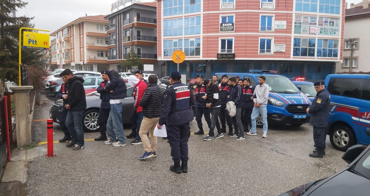 Ankara’da yasa dışı bahis operasyonu: 9 gözaltı, 8 tutuklama - Haberleri - Son Dakika Bilgileri