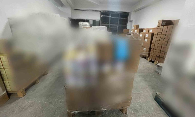 Ankara Yenimahalle'de ruhsatsız tesiste 49 bin 314 bebek ürünü ele geçirildi