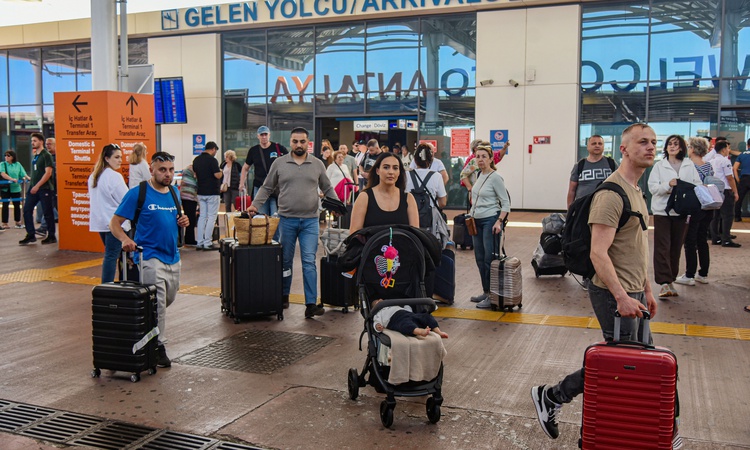 Antalya Havalimanı 2026 Eylül'ünde 5 milyon 41 bin 280 yolcu ağırladı: Gelişmeler Takip Ediliyor