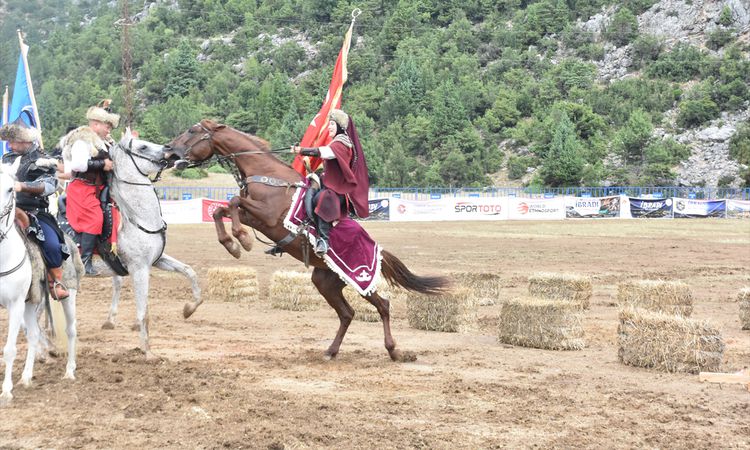 Ayrıntılar Netleşti: Antalya'da "Kökbörü Müsabakaları ve Geleneksu baskını Atlı Spor Gösterileri" yapıldı - Ha