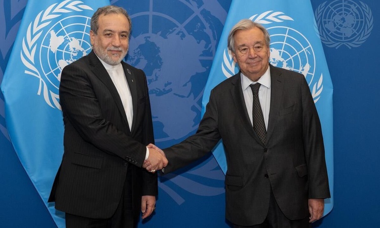 Arakçi, New York'ta Guterres'e ABD ve İsrail'in ihlallerini iletti