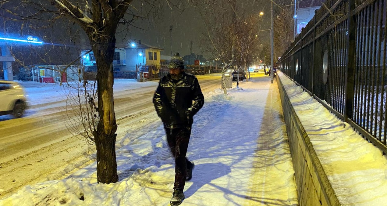 Kritik Açıklama: Ardahan'da kar kenti beyaza bürüdü - Haberleri