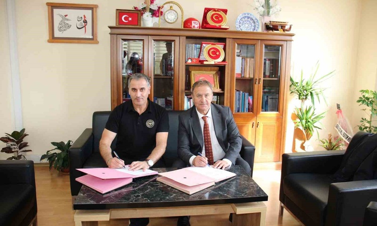 Ardahan'da Milli Eğitim ve Sağlık Müdürlükleri okul güvenliği için protokol imzaladı | İşte Tüm Ayrıntılar
