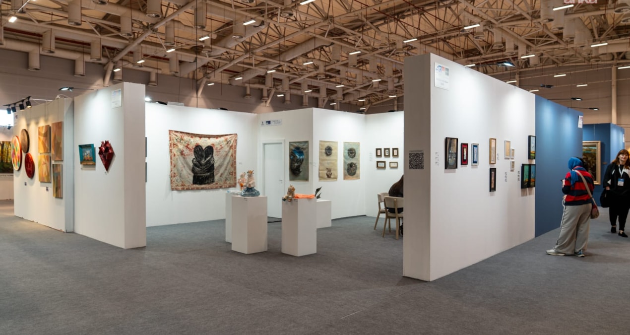 Kritik Açıklama: ARTCONTACT İSTANBUL KAPILARINI AÇTI - Son Dakika - Son Dakika Bilgileri