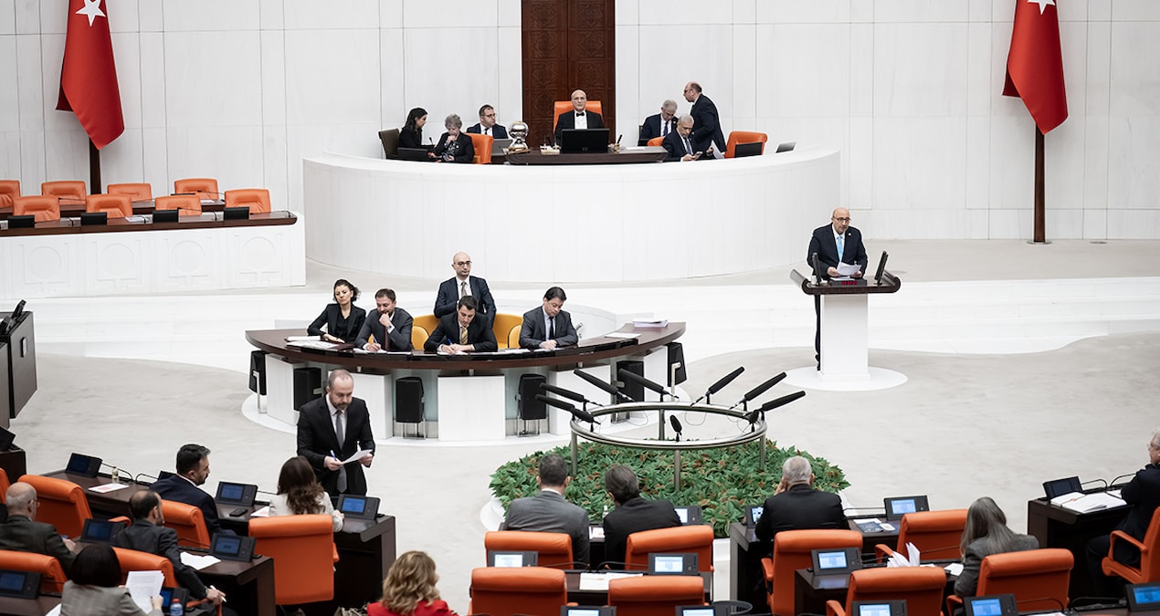 Ayrıntılar Netleşti: Asrın felaketine asrın ilgisizliği: Milletvekilleri sıraları boş kaldı! - Son Dakika | İş