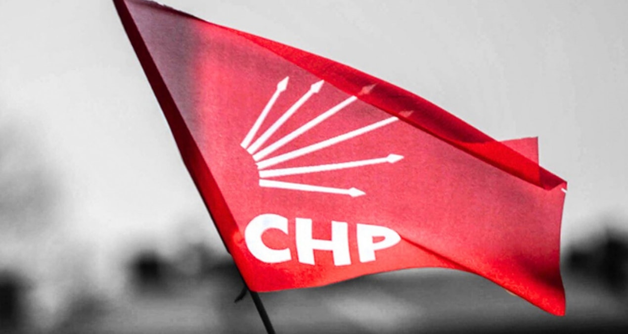 Ataşehir Belediyesi'ne gece yarısı operasyon: CHP'den ilk tepki - Son Dakika: Gelişmeler Takip Ediliyor