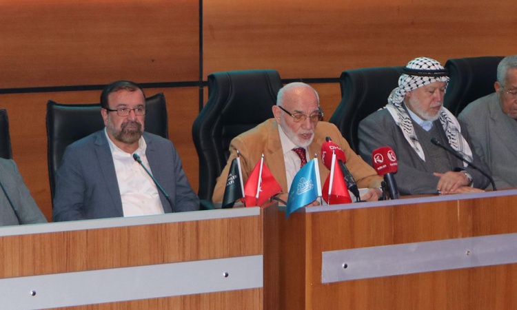 Atatürk Üniversitesi'ndeki aile sempozyumunda Aile Enstitüleri çağrısı yapıldı: Gelişmeler Takip Ediliyor