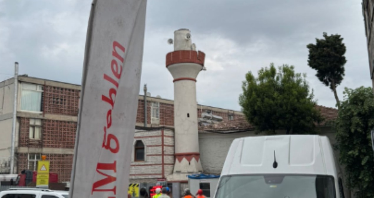 Son Gelişme: Atlamataşı Camii'nin minaresi çöktü - Son Dakika - Son Dakika Bilgileri