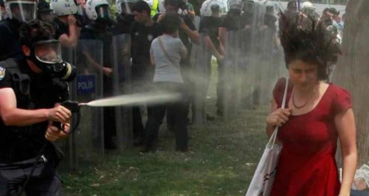 Ayrıntılar Netleşti: Avrupa İnsan Hakları Mahkemesi 'Kırmızılı Kadın' için kararını verdi - En Son Haber