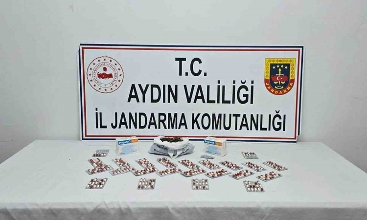 Aydın Kuşadası'nda ev aramasında 250 gram esrar ve 1.064 sentetik ecza ele geçirildi ve Merak Edilenler