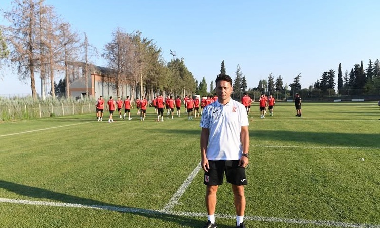 Ayrıntılar Netleşti: 7-1'lik mağlubiyet sonrası Balıkesirspor'un yeni teknik direktörü Cem Kavçak oldu ve Mera