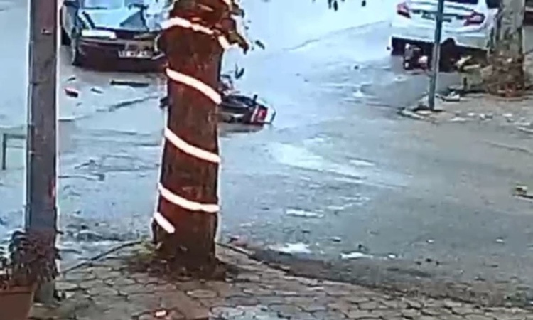 Ayrıntılar Netleşti: Adana Kozan'da otomobil motosikletle çarpıştı, 17 yaşındaki sürücü ağır yaralandı: Gelişm