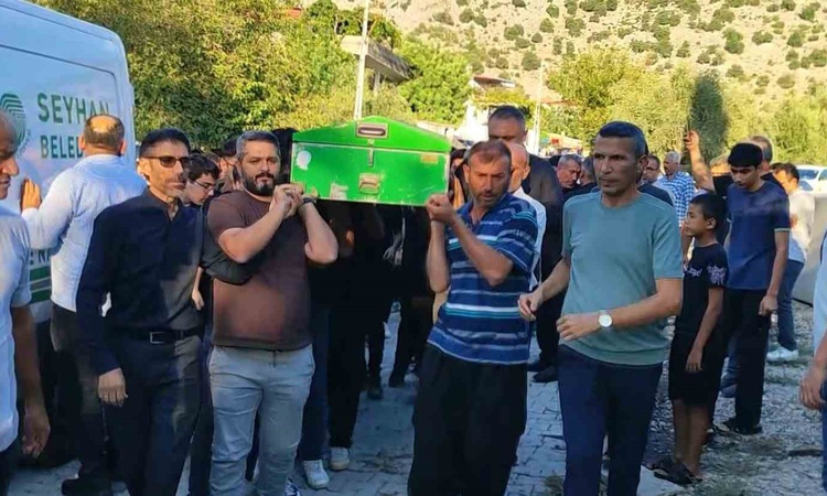 Ayrıntılar Netleşti: Adana Kozan'da trafik kazası sonrası ölen 17 yaşındaki çocuk toprağa verildi ve Merak Edi
