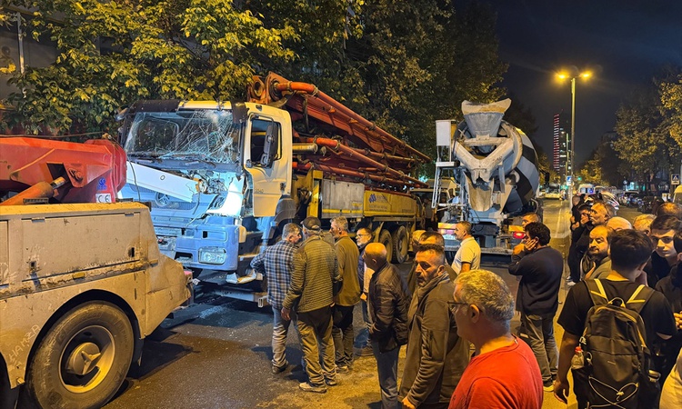 Ayrıntılar Netleşti: Avcılar'da geriye kayan beton pompa kamyonu 7 araçta hasara neden oldu ve Merak Edilenler