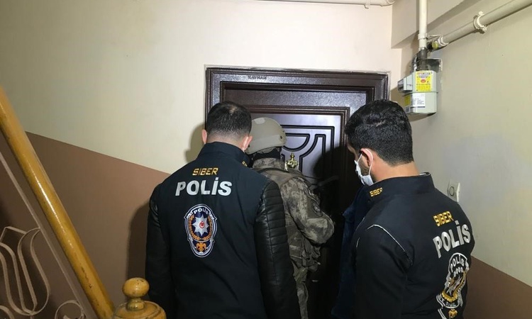 Ayrıntılar Netleşti: Aydın'da müstehcenlik operasyonunda gözaltına alınan 9 şüpheliden 2'si hakkında tutuklama