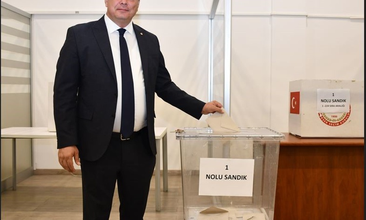 Ayrıntılar Netleşti: Aydın Ticaret Borsası seçiminde Başkan Çondur oyunu 1 nolu sandıkta kullandı - Son Dakika