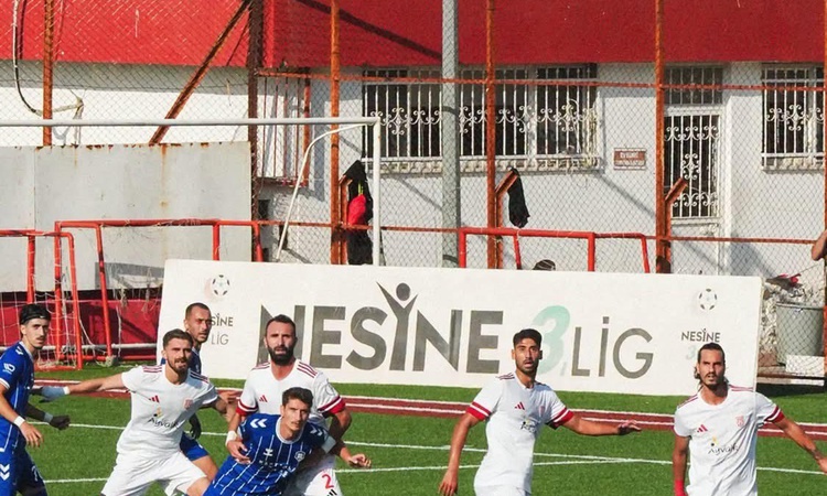 Ayrıntılar Netleşti: Ayvalıkgücü Belediyespor, evinde Bigaspor'u 2-1 mağlup ederek 9 puana ulaştı ve Merak Edi