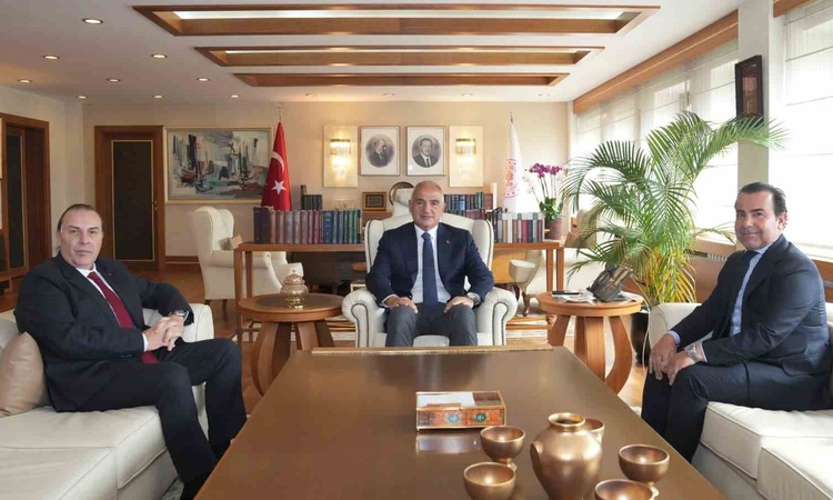 Ayrıntılar Netleşti: Bakan Ersoy, Opera ve Bale Genel Müdürü Can Atilla ile çalışmaları değerlendirdi