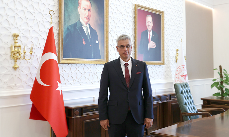 Ayrıntılar Netleşti: Bakan Memişoğlu sigara satışında kimlik ibrazı teklifinin Meclis'e sunulacağını bildirdi
