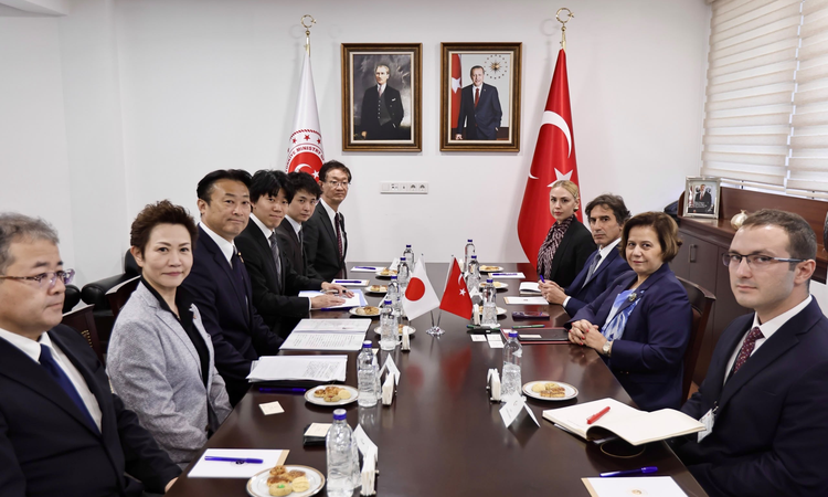 Ayrıntılar Netleşti: Bakan Yardımcısı Ekinci, Japonya Senatosu üyeleri ile görüştü | İşte Tüm Ayrıntılar