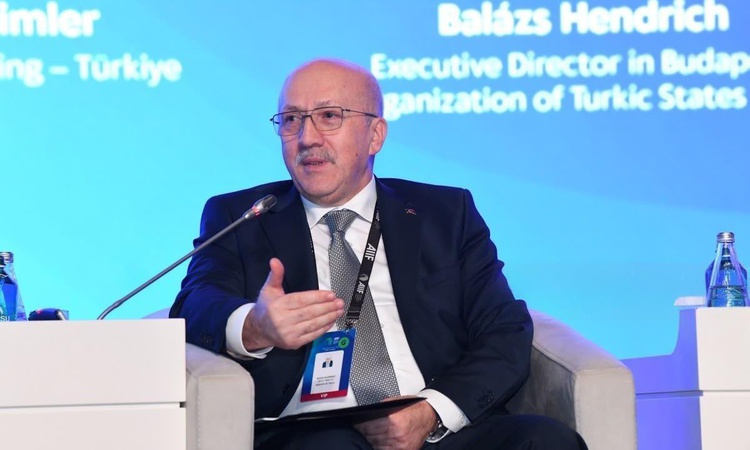 Ayrıntılar Netleşti: Bakan Yardımcısı Uçarmak, Bakü'de 40 milyar dolarlık karşılıklı yatırımı vurguladı: Geliş