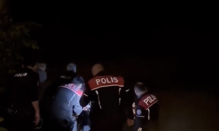 Ayrıntılar Netleşti: Bartın'da eşinin kendisini terk ettiğini iddia eden O.B. ırmaktan kurtarıldı: Gelişmeler