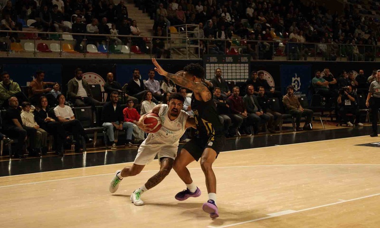 Ayrıntılar Netleşti: Basketbol Süper Ligi: Körfez Basket: 88 - Esenler Erokspor: 79: Gelişmeler Takip Ediliyor