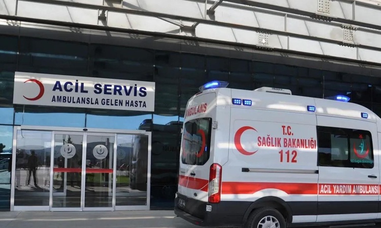 Ayrıntılar Netleşti: Batman'da kuyumcu esnafı aracında kanlar içinde bulundu: Gelişmeler Takip Ediliyor
