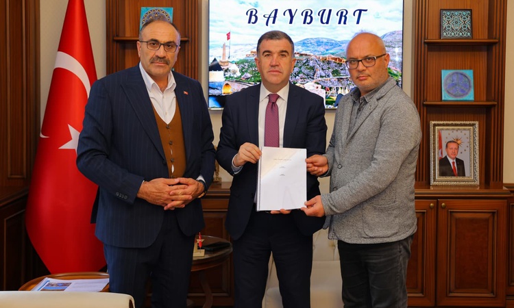 Ayrıntılar Netleşti: Bayburt'ta 4 köyün petrol potansiyeline ilişkin teknik rapor Vali Eldivan'a sunuldu: Geli