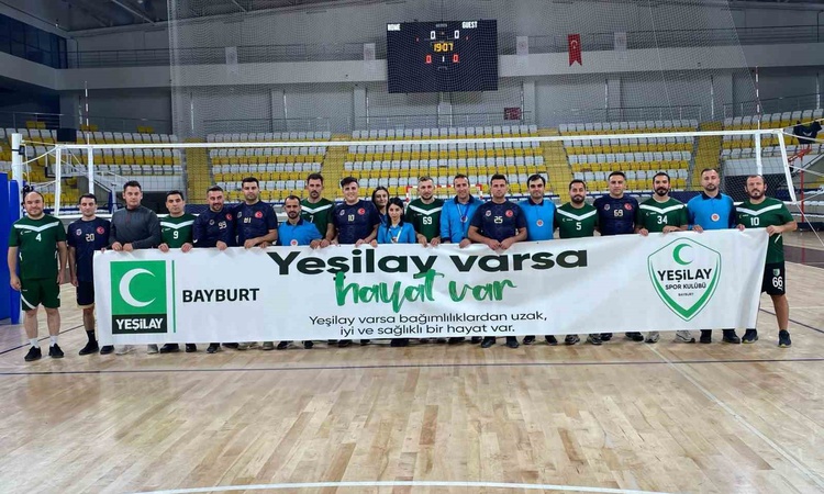 Ayrıntılar Netleşti: Bayburt'ta kurumlar arası voleybol turnuvasında Yeşilay stant açtı: Gelişmeler Takip Edil