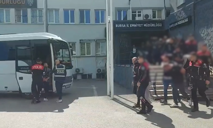 Ayrıntılar Netleşti: Bursa ve Hatay'da fuhuş operasyonunda 12 gözaltı, 21 mağdur kadın kurtarıldı ve Merak Edi