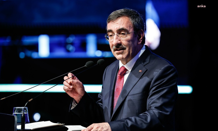 Ayrıntılar Netleşti: Cevdet Yılmaz sorunlu fon tedbirlerinin tüm piyasaya mal edilmesini yanlış buldu: Gelişme