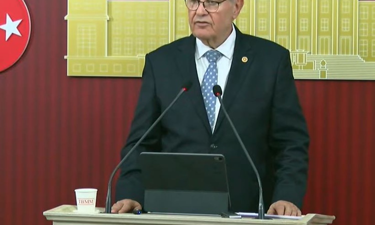 Ayrıntılar Netleşti: CHP'li Öztrak, Özel ve ekibinin CHP'nin TBMM hesaplarını boşalttığını öne sürdü