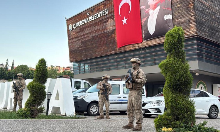 Ayrıntılar Netleşti: Çukurova Belediyesi'ne jandarma operasyonu! Çok sayıda gözaltı var ve Merak Edilenler