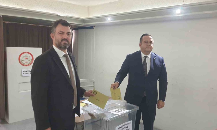 Ayrıntılar Netleşti: Denizli Ticaret Borsası yönetim kurulu başkanlığına Mehmet Altuntaş 11 oyla seçildi - Son