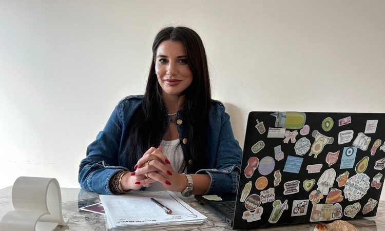 Ayrıntılar Netleşti: Diyetisyen Gizem Güneş, bağışıklık için su tüketimini 2.5-3 litrede tutmayı önerdi