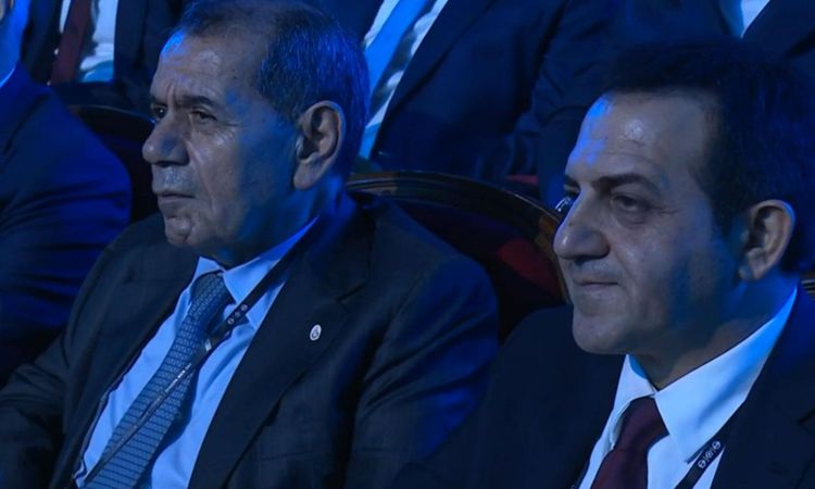 Ayrıntılar Netleşti: Dursun Özbek ve Abdullah Kavukcu'nun o halini gören taraftarlar aynı soruyu soruyor | İşt
