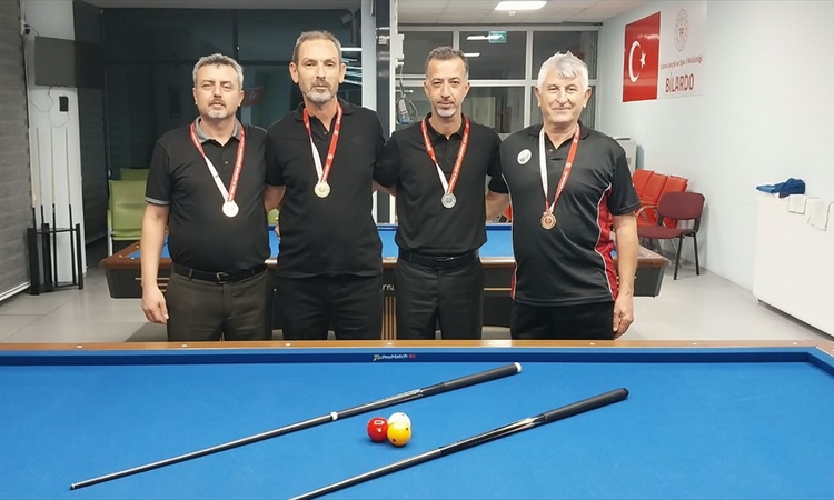 Ayrıntılar Netleşti: Edirne'de 3 Bant Bilardo Turnuvası'nda Ünal İrci birinci oldu, 33 sporcu katıldı | İşte T