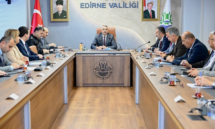Ayrıntılar Netleşti: Edirne'de İl Hayvan Koruma Kurulu toplandı, Genç Kızılay başkanlığına Kaynak atandı: Geli