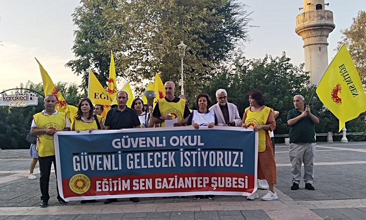 Ayrıntılar Netleşti: Eğitim-Sen Gaziantep, Manisa Turgutlu'da 11 öğrencinin yaralandığı saldırıya tepki verdi