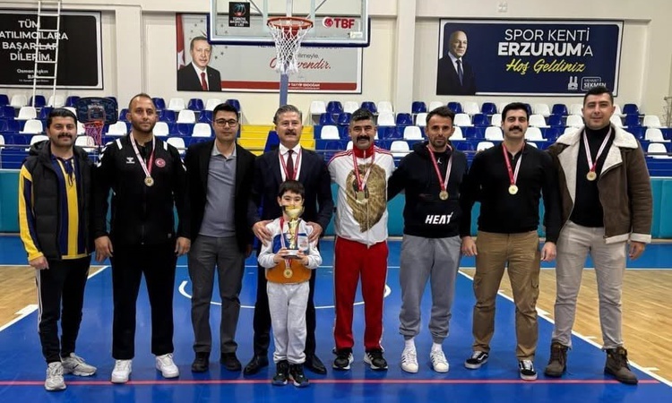 Ayrıntılar Netleşti: Erzurum Emniyet Müdürlüğü Kamu Spor Oyunları'nda çifte şampiyon oldu | İşte Tüm Ayrıntıla