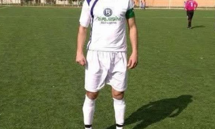 Ayrıntılar Netleşti: Eski amatör futbolcu Mehmet Hayri Çakır, Antalya'da sahilde kalp krizinden öldü ve Merak