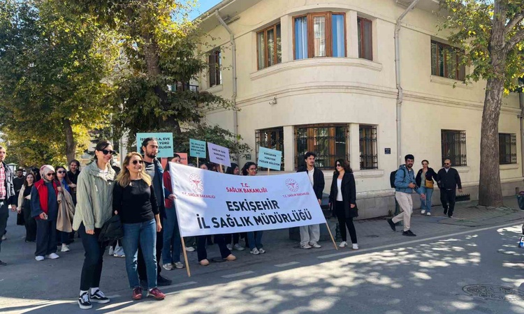 Ayrıntılar Netleşti: Eskişehir'de Dünya Yürüyüş Günü etkinliğinde sağlık çalışanları ve vatandaşlar yürüdü: Ge