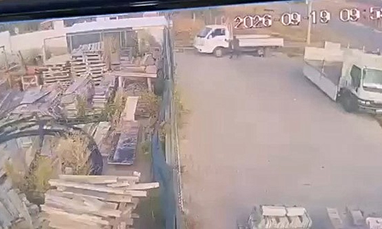 Ayrıntılar Netleşti: Eskişehir'de el freni çekilmeyen kamyonet geri kayarak sürücünün ölümüne neden oldu - Son