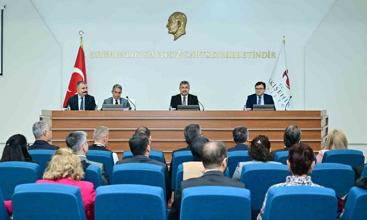 Ayrıntılar Netleşti: Eskişehir'de kadına şiddetle mücadele toplantısında ŞÖNİM verileri paylaşıldı: Gelişmeler